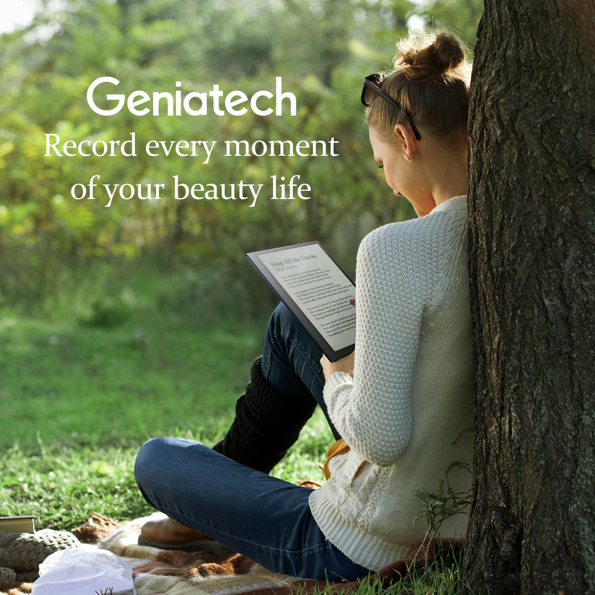 Geniatech Kloudnote Slim screen projection aids sharing content.