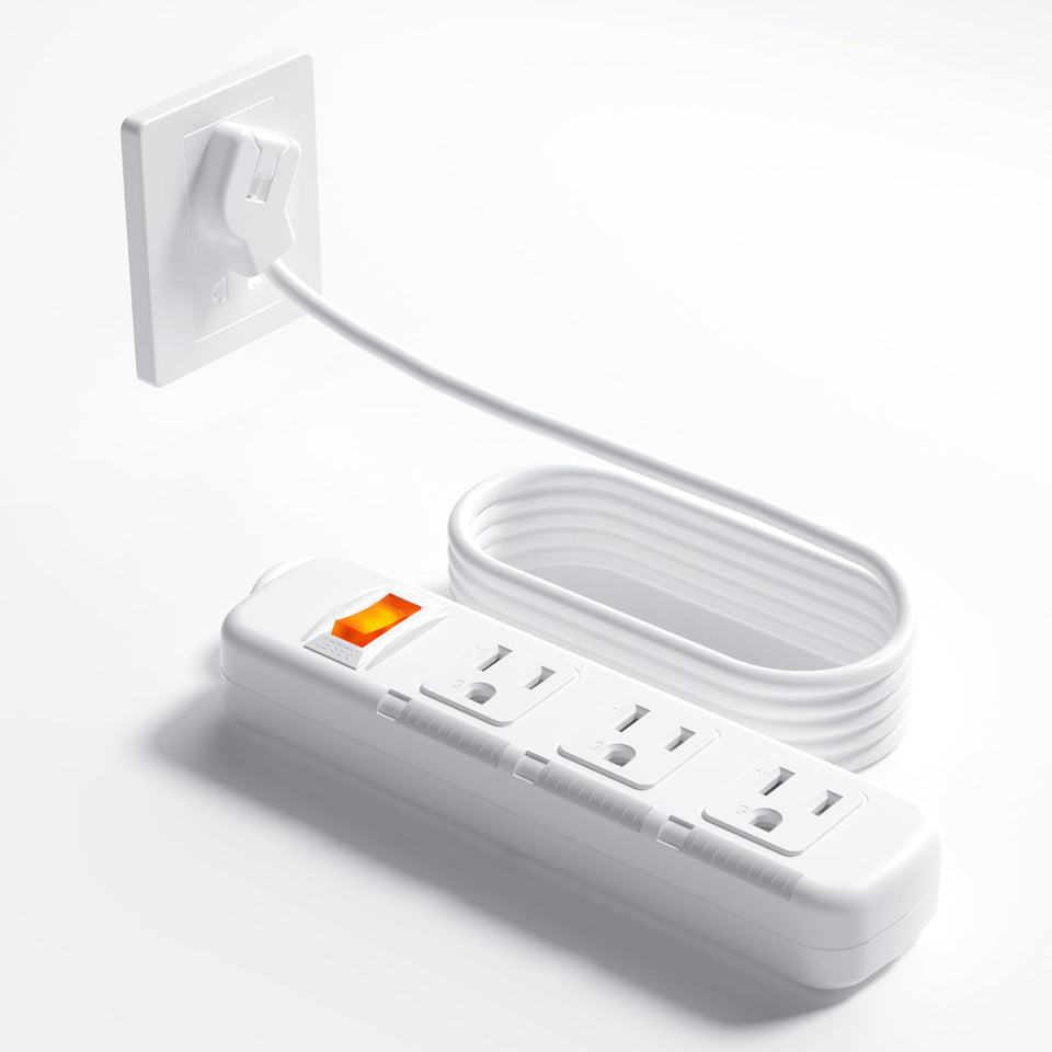 Gerass flat plug power strip with 3 outlets for space-saving use
