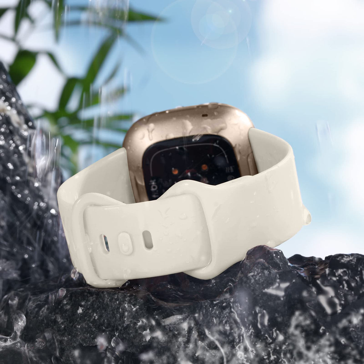Getino Versa 3 pinelv silicone band for lightweight comfort.
