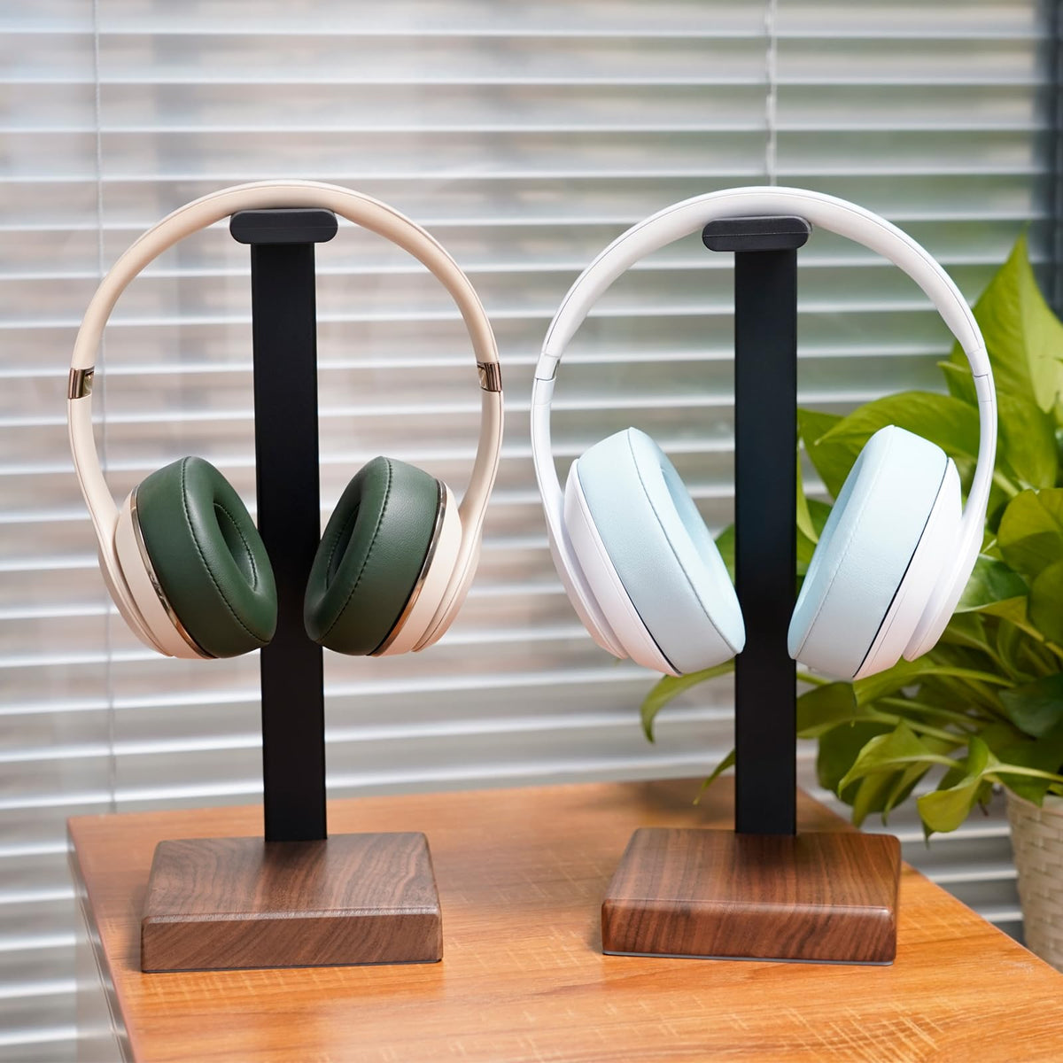 GEVO Headphone Stand accommodates AirPods Max and other tall headbands securely.