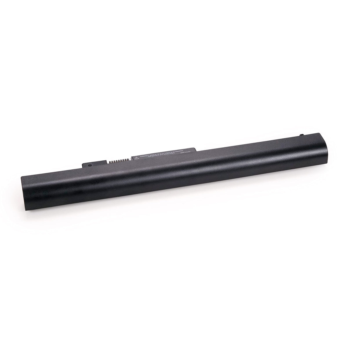 GHU LA04 battery in hand demonstrates lightweight replacement for HP notebooks