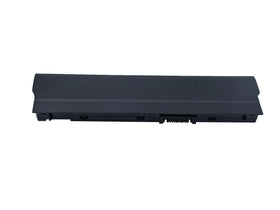 GHU battery in a travel scene powering a laptop for extended mobile productivity