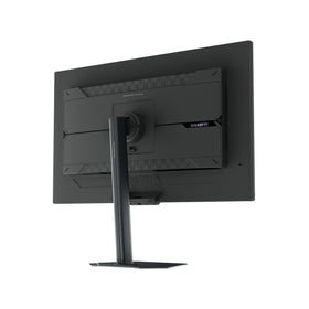 GIGABYTE M27Q2 tactical features like timer and crosshairs aid tracking.