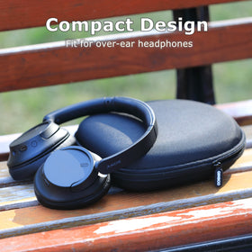 Ginsco case internal mesh pocket organizes cables and small accessories