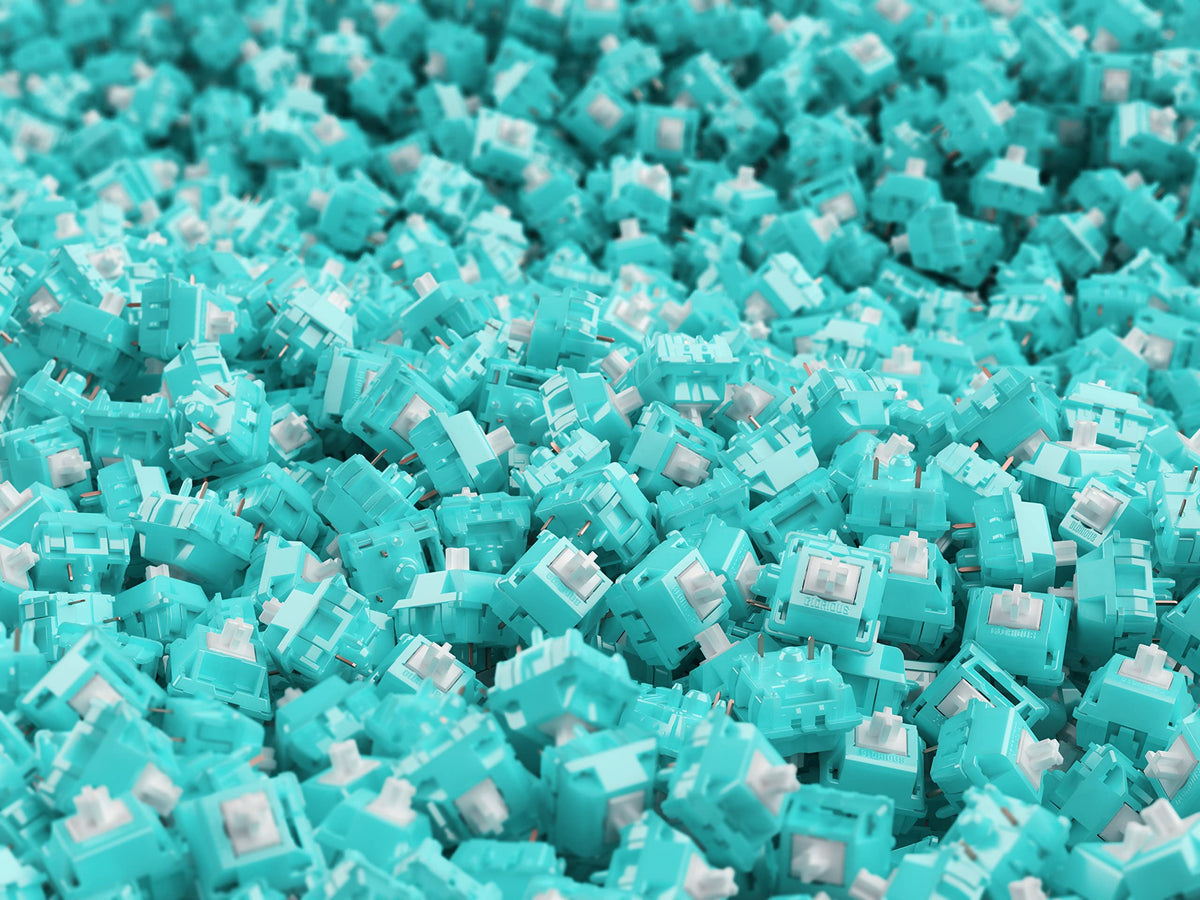 Glorious Lynx compatibility with plus-stem keycaps and GMMK boards.