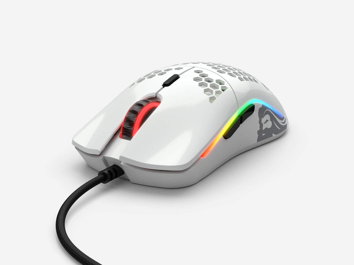 GLORIOUS Model O front view showing buttons and scroll wheel, clean look