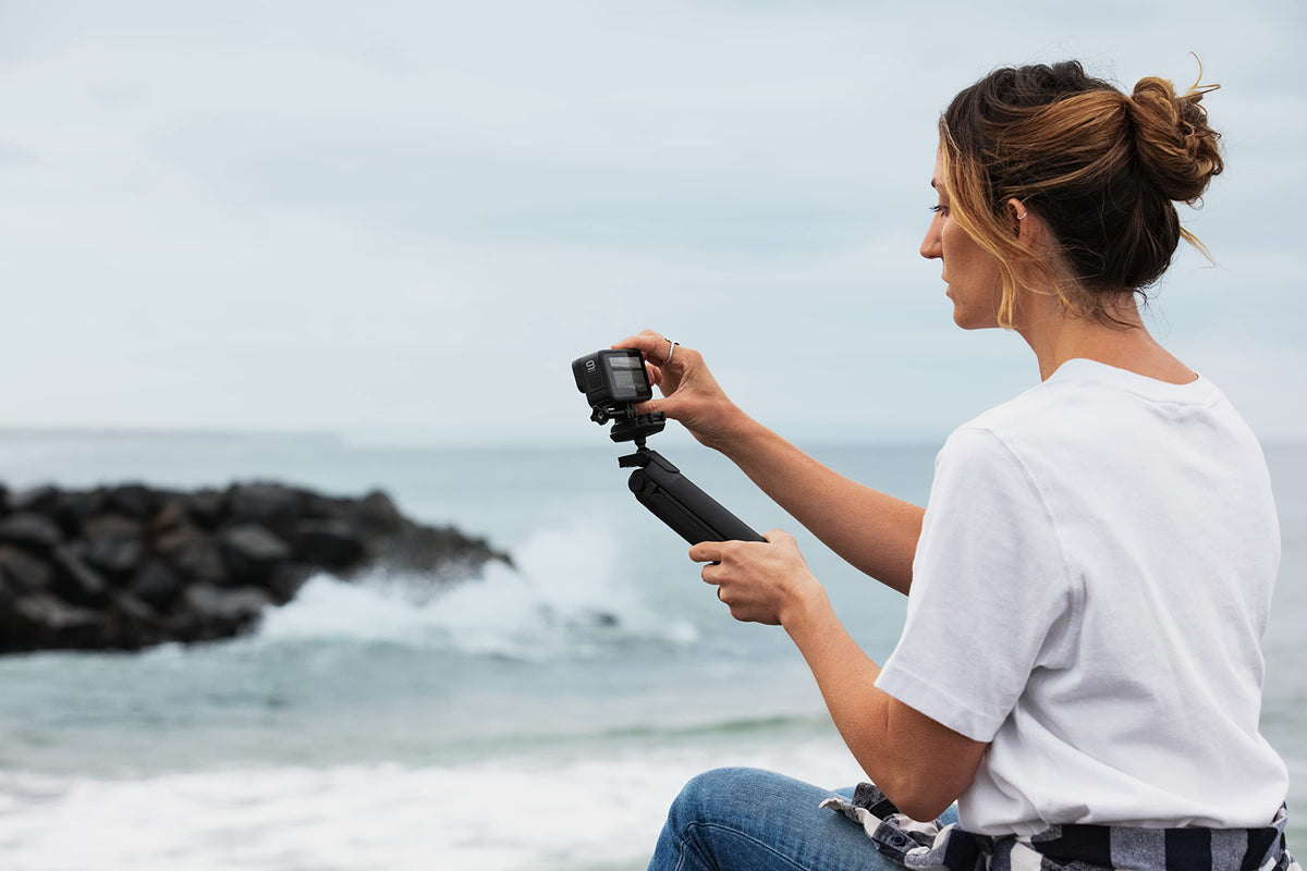 GoPro HERO9 Black rear touch screen enables intuitive control during outdoor filming.