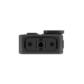 GoPro LIT HERO features a responsive touchscreen for quick framing.
