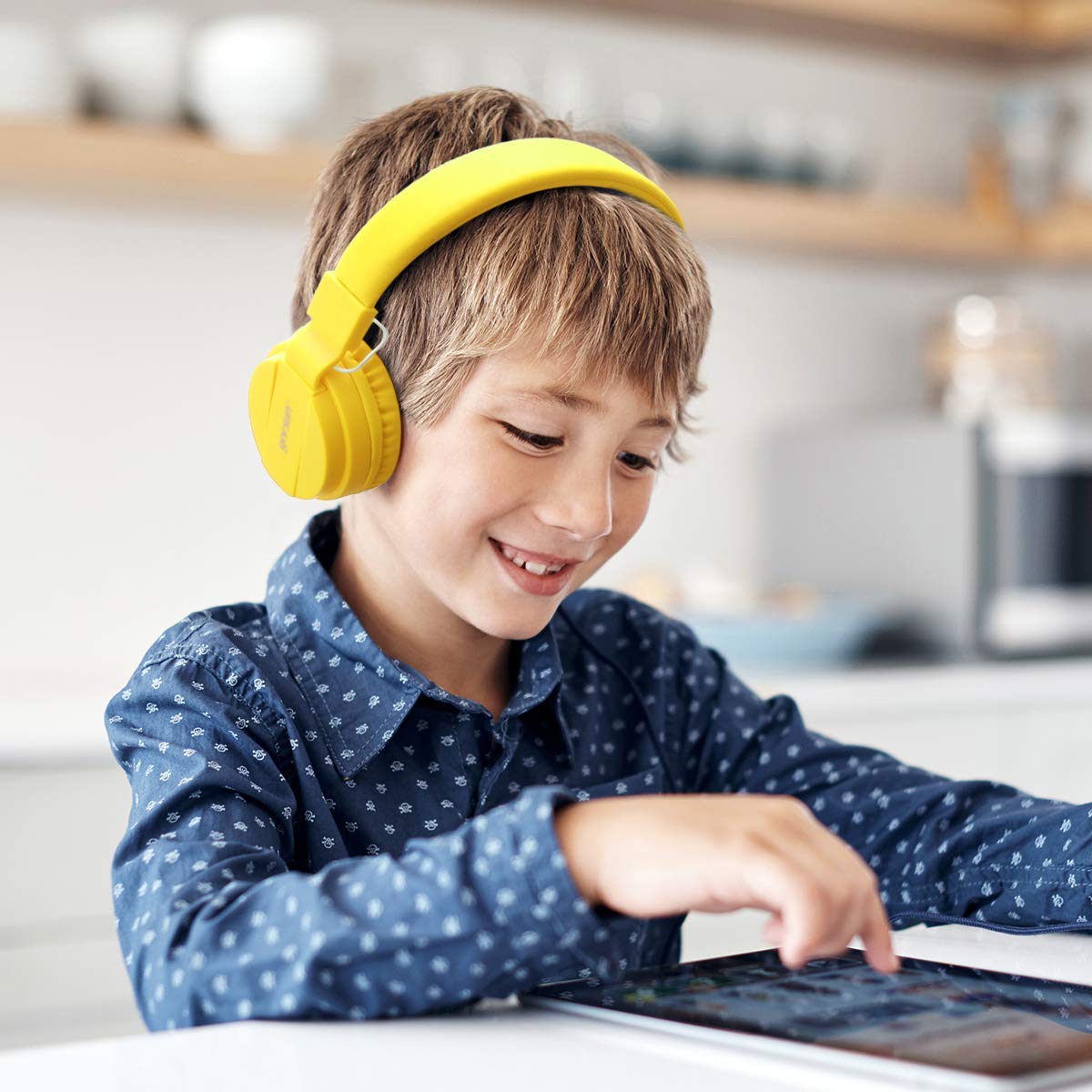 Gorsun Kids Headphones 3.5mm gold-plug for broad compatibility