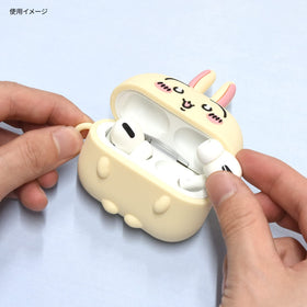 Variant color tones may differ, but case provides snug protection and everyday convenience