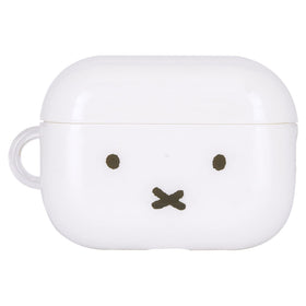 Gourmandise Miffy AirPods Pro soft case cover protects the charging case from scratches.