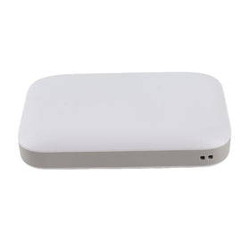 GOWENIC used in a cafe with laptop, supporting remote work and reliable connectivity