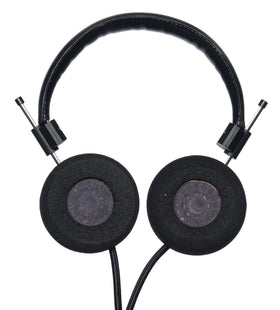 GRADO SR325 heritage since 1953 reflects a family-owned American brand.