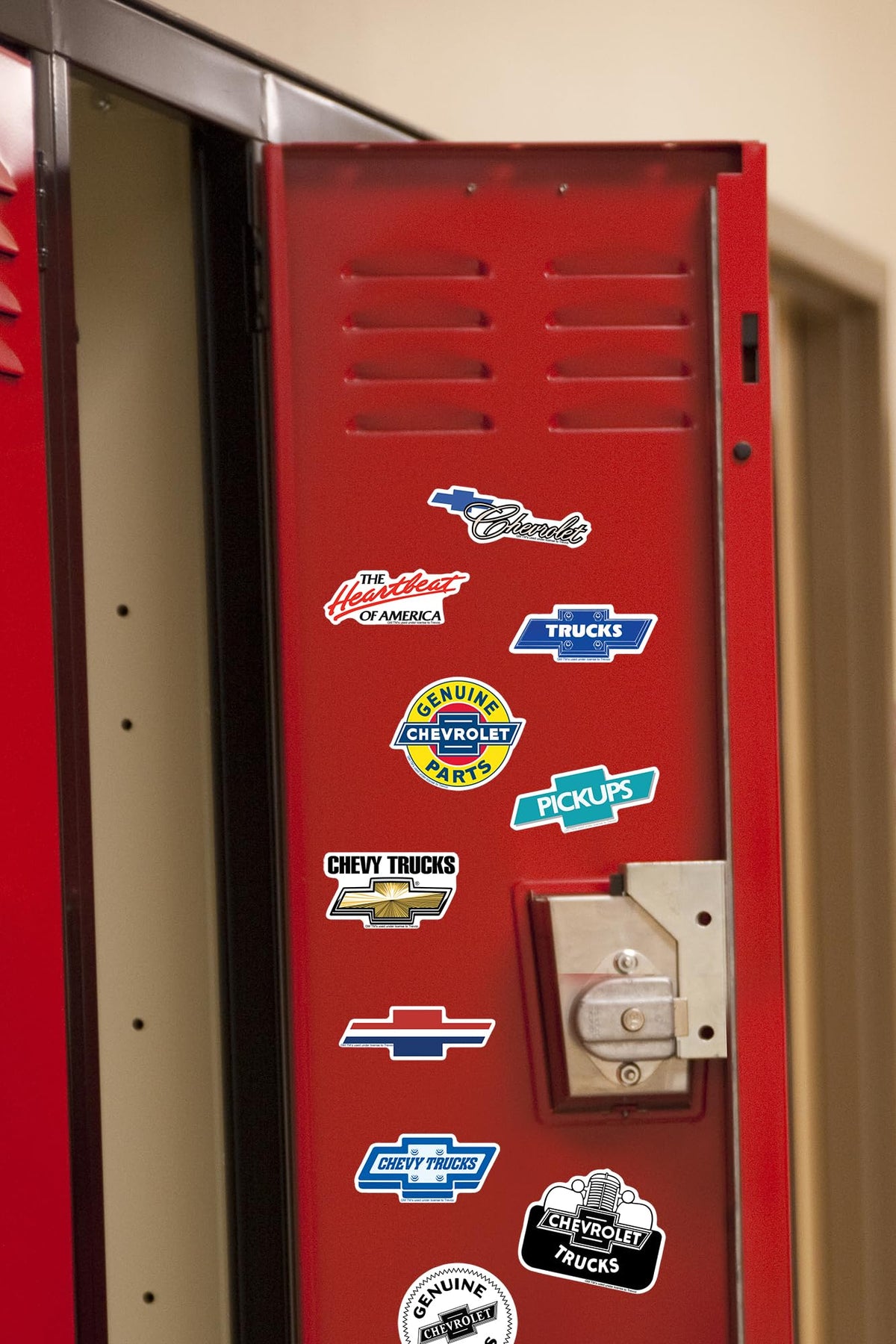 GRAPHICS & MORE Chevrolet automotive collection sticker set elevates mirrors and gear