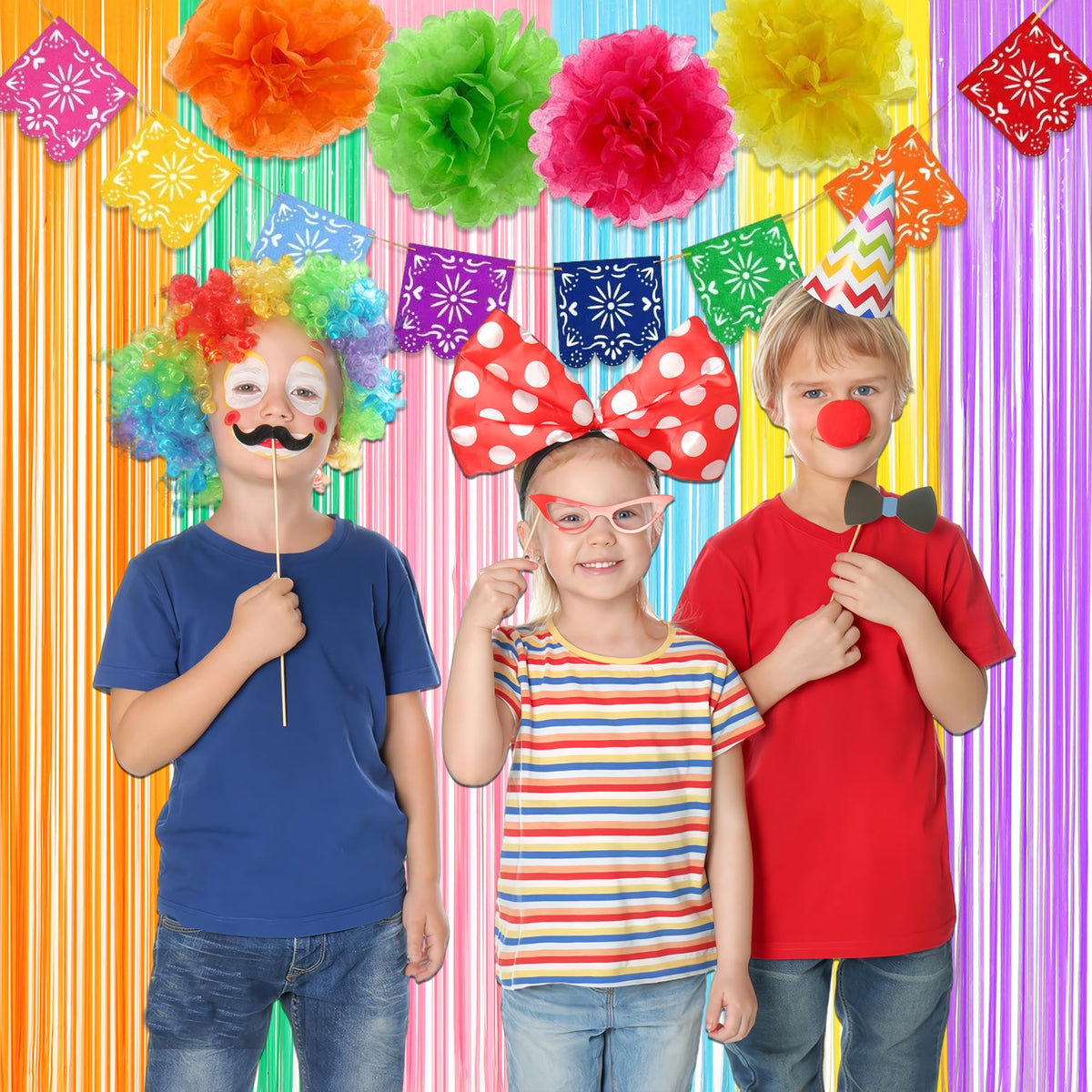 GREATRIL Pastel Tinsel Curtain romantic ambience for events and photos.
