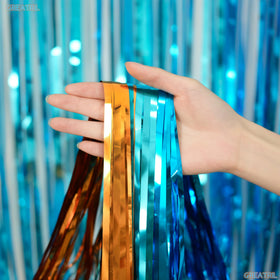GREATRIL tinsel fringe curtain adds sparkling color to walls and doors.