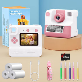 GREENKINDER accessories with stickers and colored pencils encouraging creative play