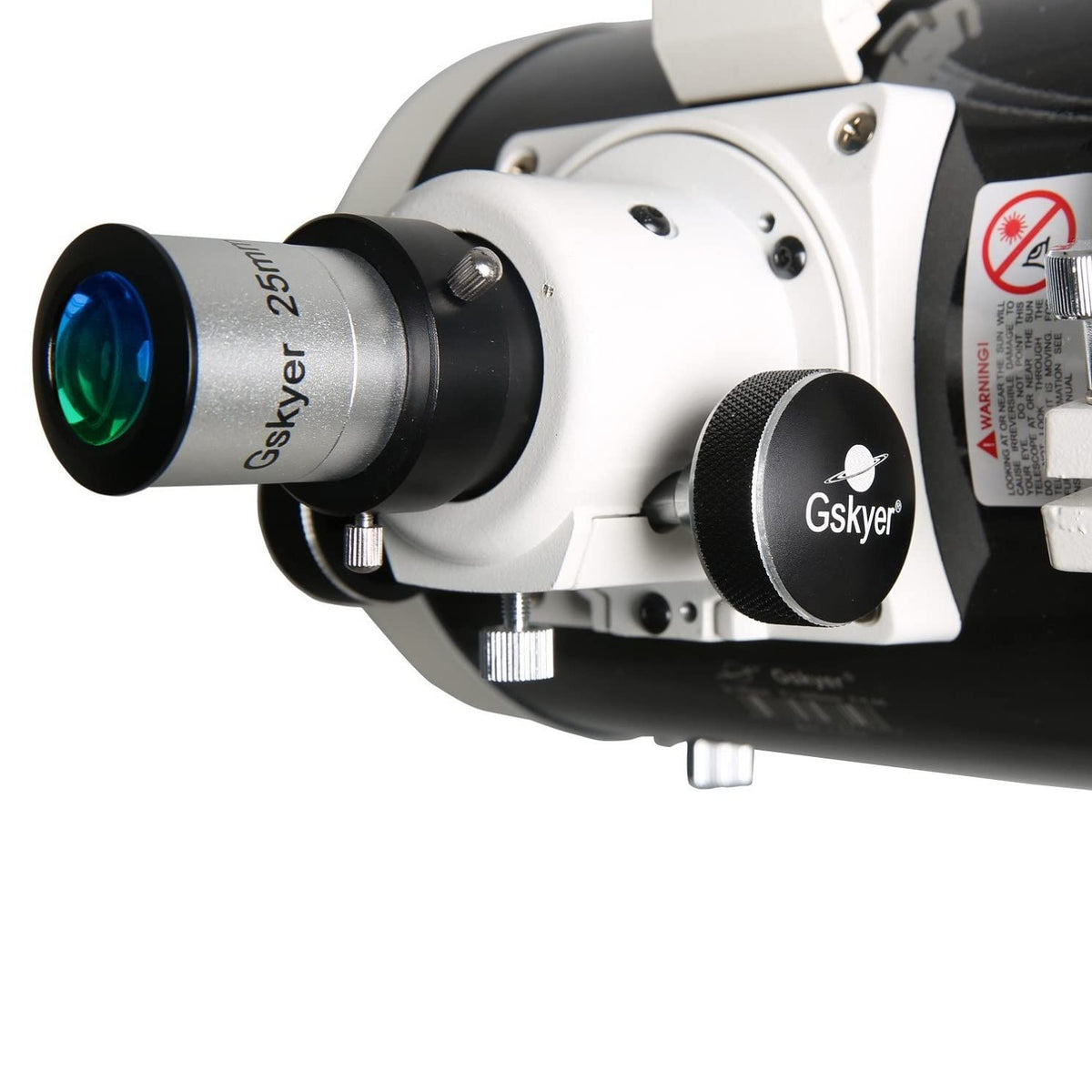 Gskyer 130EQ wireless remote lets you capture images.