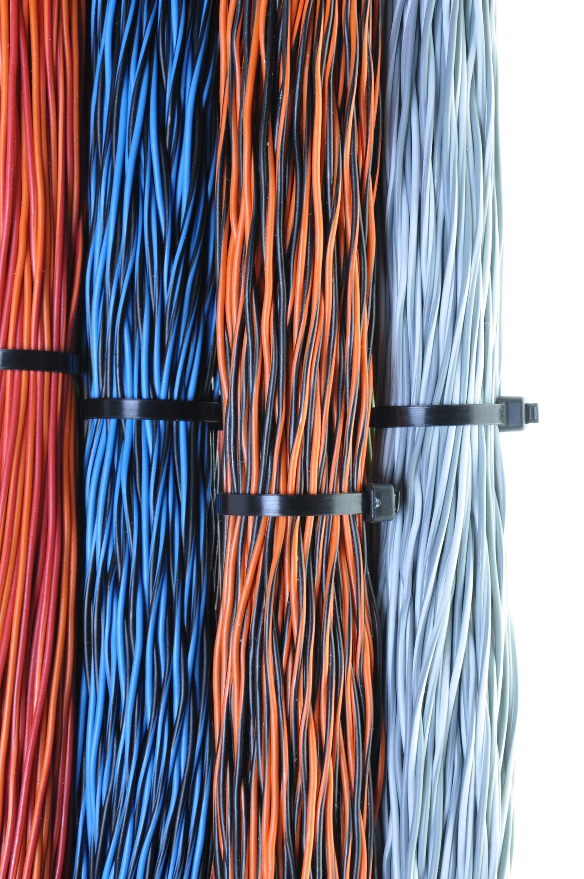 GTSE nylon 6/6 zip ties withstand weather and heavy use.