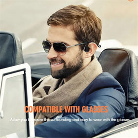GZCRDZ light, open-ear design supports online classes and live streams.
