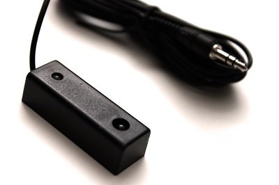 HdtvHookup IR transmitter enabling room-to-room control
