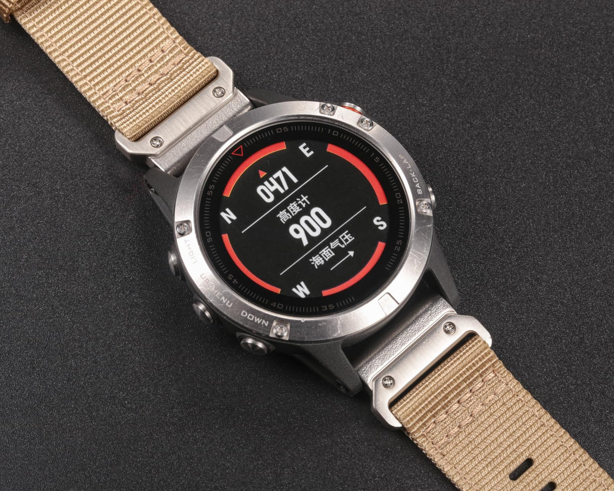 HEMSUT strap compatibility covers Garmin watches across many models.