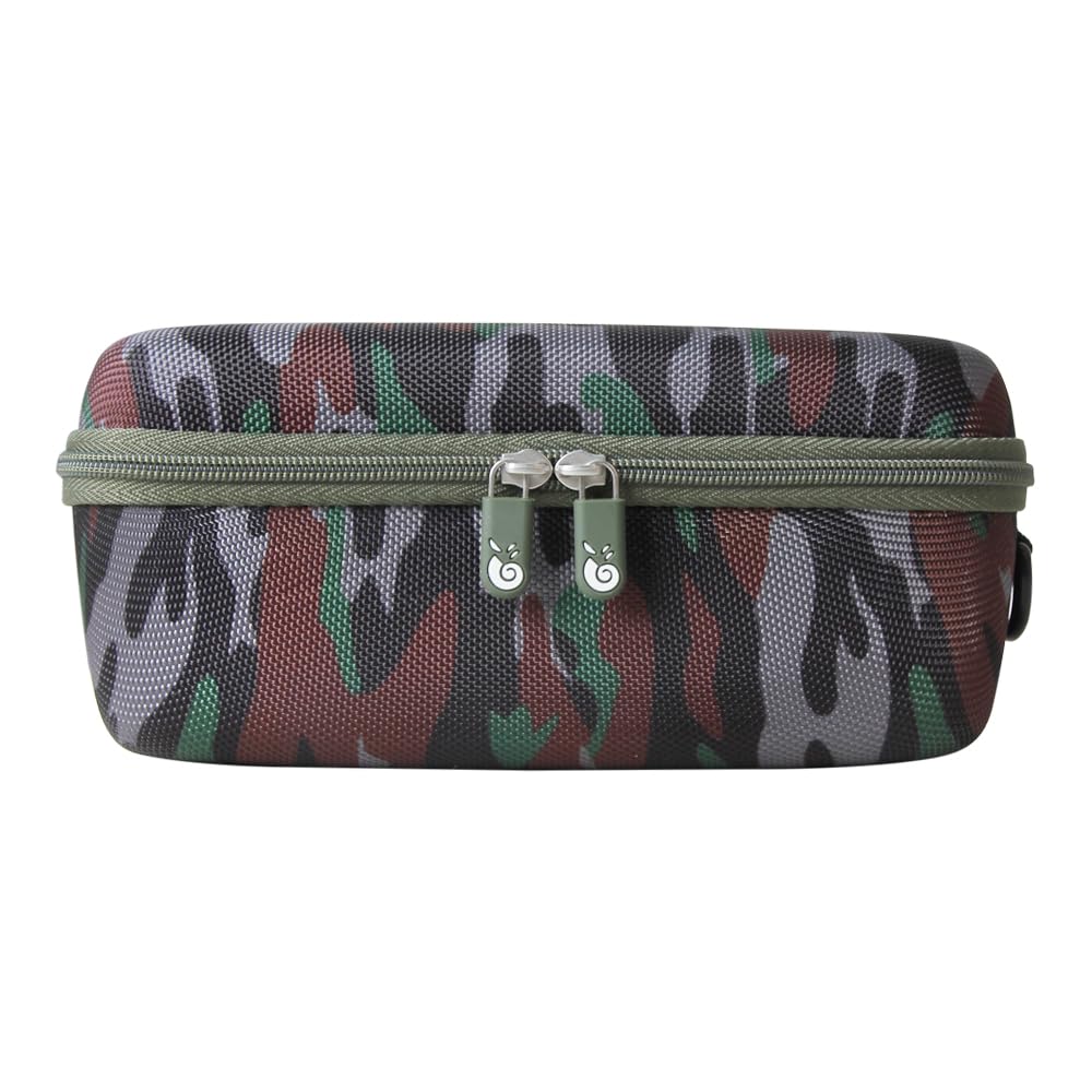 Hermitshell JBL Flip camouflage snug-fit case holds the speaker firmly.