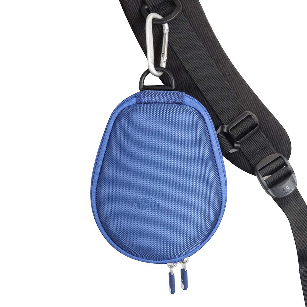 Hermitshell Ocean Blue case includes a small pocket for cables and accessories.