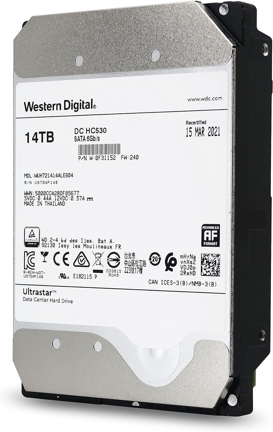 HGST HelioSeal technology visual highlighting improved power efficiency and reliability
