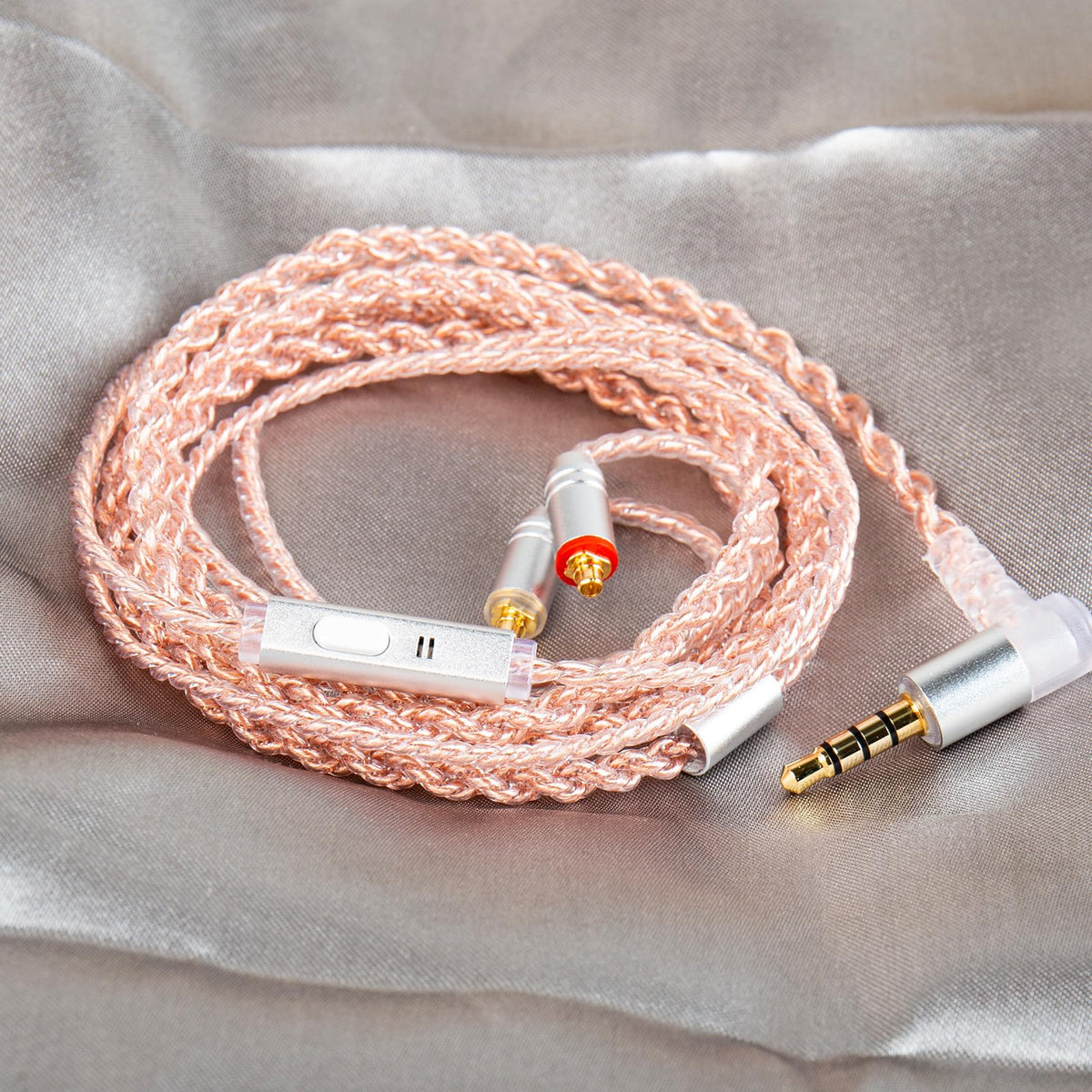 HHIFIHEAR four-core pure copper IEM cable close-up emphasizes durable shielding.