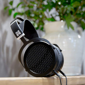 HIFIMAN Sundara with SuperMini compatibility for portable power.