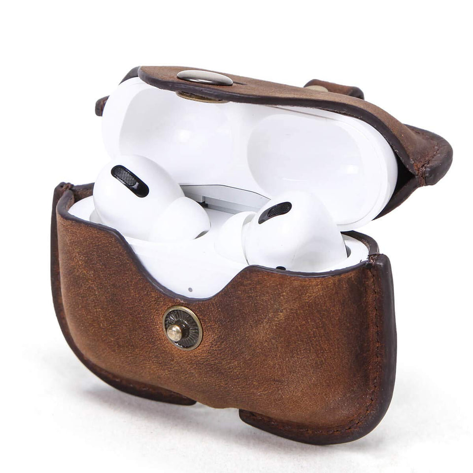 Hiram AirPods Pro leather case in coffee, close-up showing natural leather texture for everyday carry.