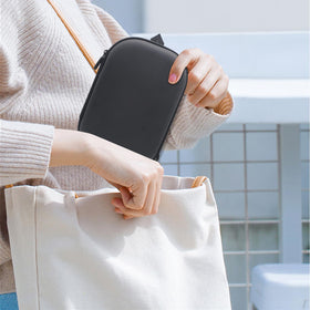 Hmoke Bose QC case guards against moisture and scratches during storage