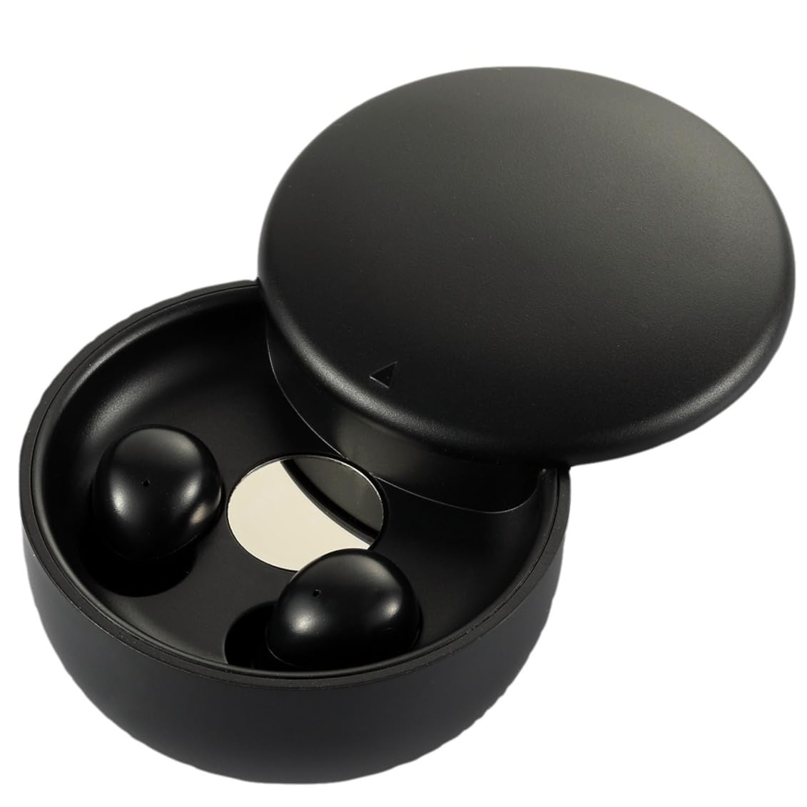 Honcas earbud close-up showing soft silicone tip texture for comfortable fit benefit