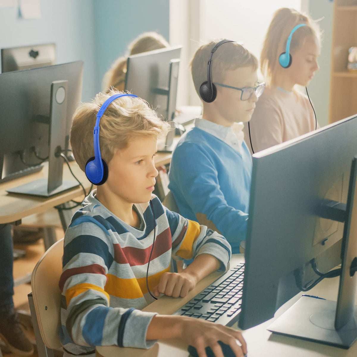 Hoteam ABS shell with soft ear cushions delivers durable, comfortable daily wear.