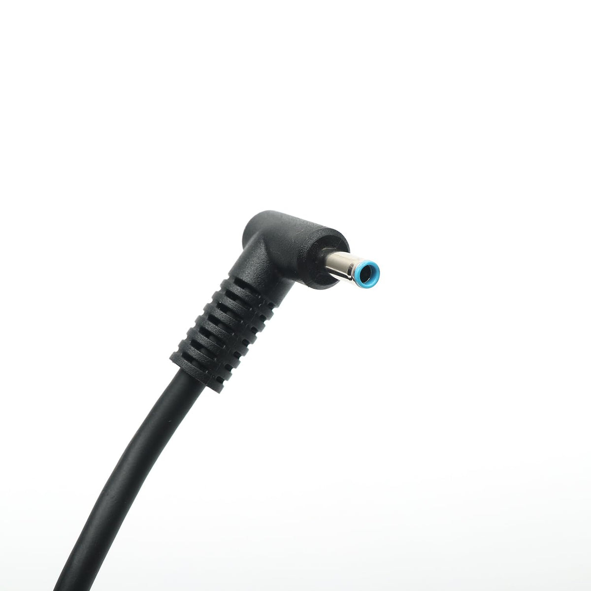 HP adapter powering ZBook 17 G5 showing stable performance benefit