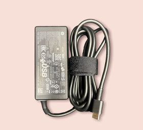 HP L42206-004 with two included USB cables displayed, convenient ready-to-use kit