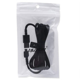 HUYUN cable in gaming setup showing tidy cable management benefit