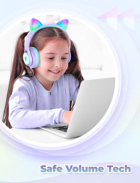 Soft pillow earmuffs provide comfortable listening for kids during long trips.