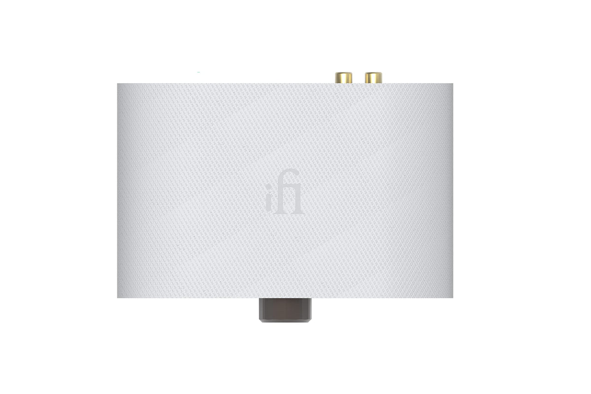 iFi Zen Air DAC RCA outputs closeup enabling connection to Hi‑Fi speakers
