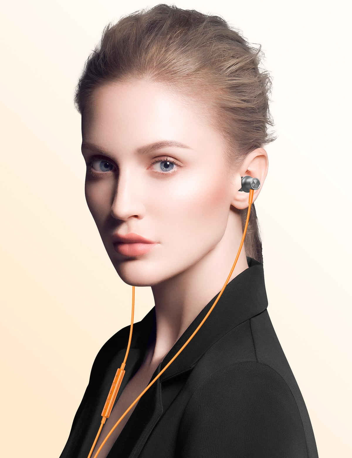 iMangoo USB-C headphones ergonomic ear tips provide comfortable fit.