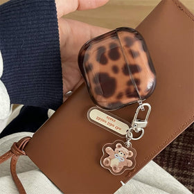 inewateri AirPods 4 case provides shockproof silicone protection