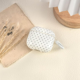 inewateri AirPods 4 cleaner kit helps maintain clean, snag-free charging