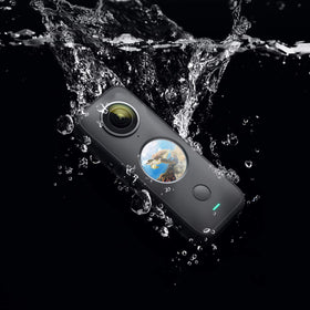 Insta360 ONE X2 touch-screen display for quick framing and review.