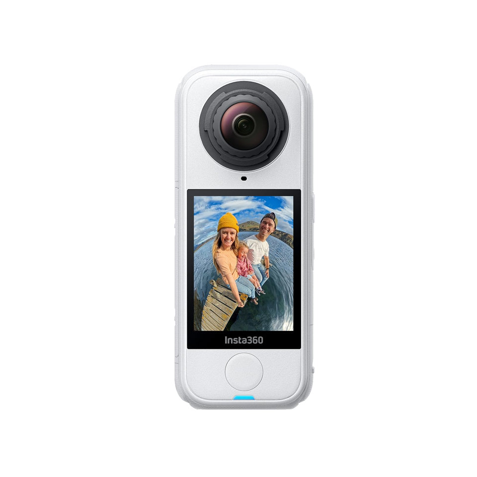 Insta360 X4 Air ultralight design for on-the-go 360 filming.