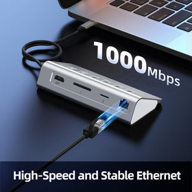 intpw P9R connected to 4K monitor showing crisp display output and convenience