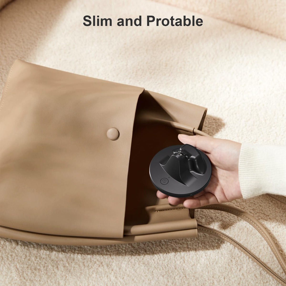 Iootmoy 2-in-1 charging dock saves space on desk.
