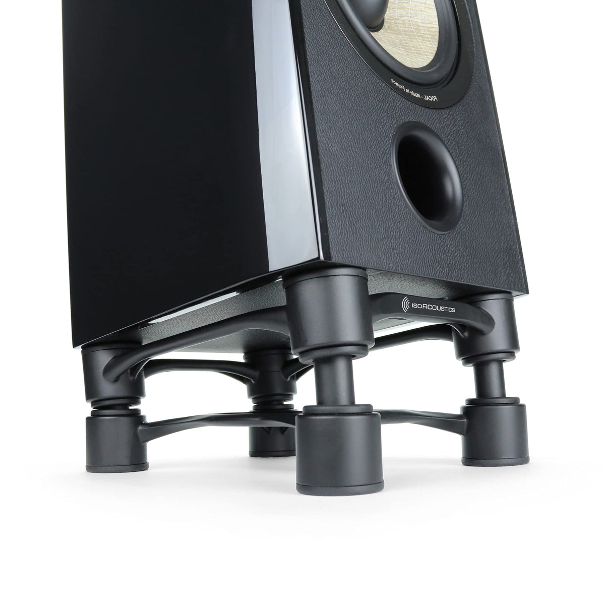 IsoAcoustics Aperta200 side-view shows stable support for accurate listening.