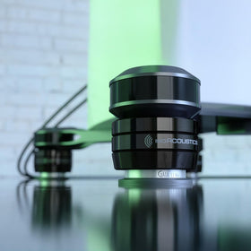 IsoAcoustics Gaia II Neo material detail emphasizes vibration damping.