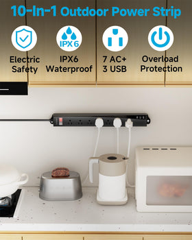 iwister close-up of wide-spaced sockets preventing adapter blocking for convenience
